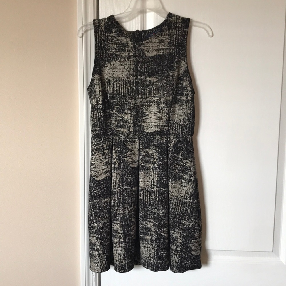 Black & Gold metallic print dress